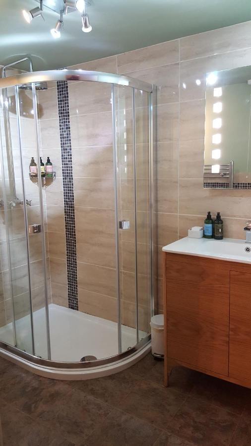 Bed and Breakfast The Belfry At Yarcombe Екстер'єр фото